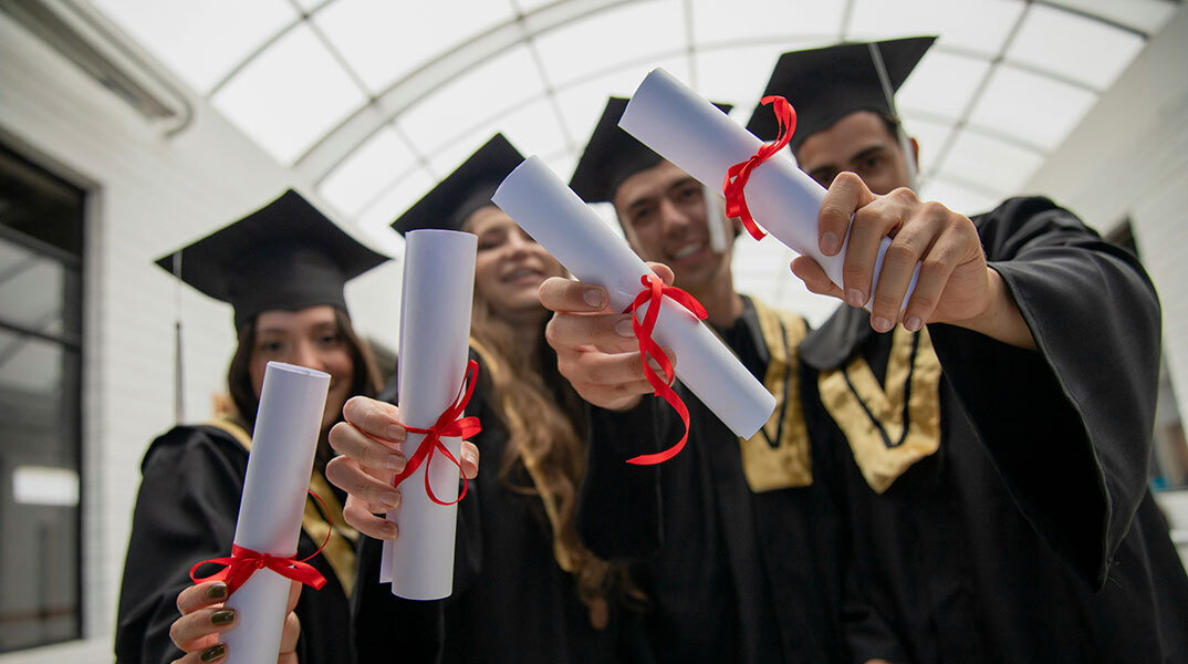 Εθνικό Απολυτήριο: Το ιερό δισκοπότηρο τnς εκπαίδευσης