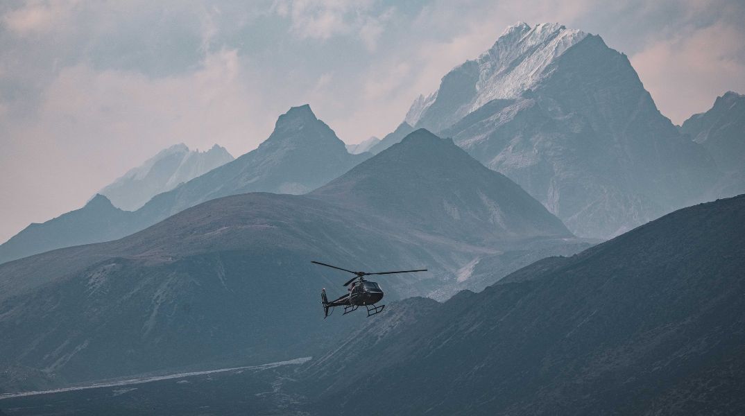 Έβερεστ: Όλοι οι εγκλωβισμένοι ορειβάτες διασώθηκαν μετά από την ισχυρή χιονοθύελλα που παρέλυσε την κοιλάδα Κάρμα στο Θιβέτ.