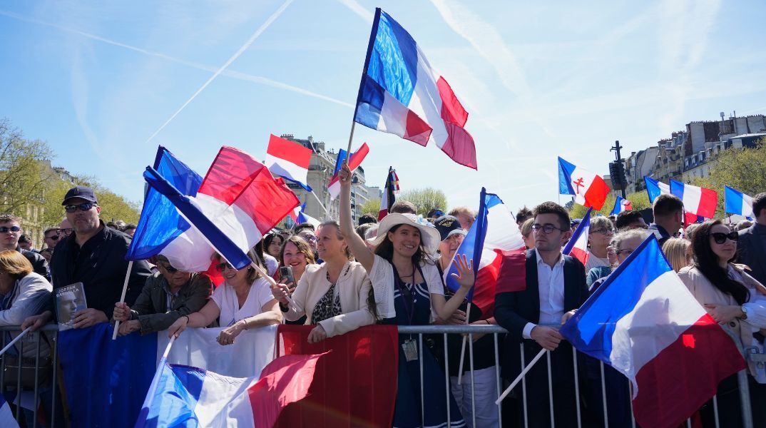 Όταν η λογική αλλάζει στρατόπεδο