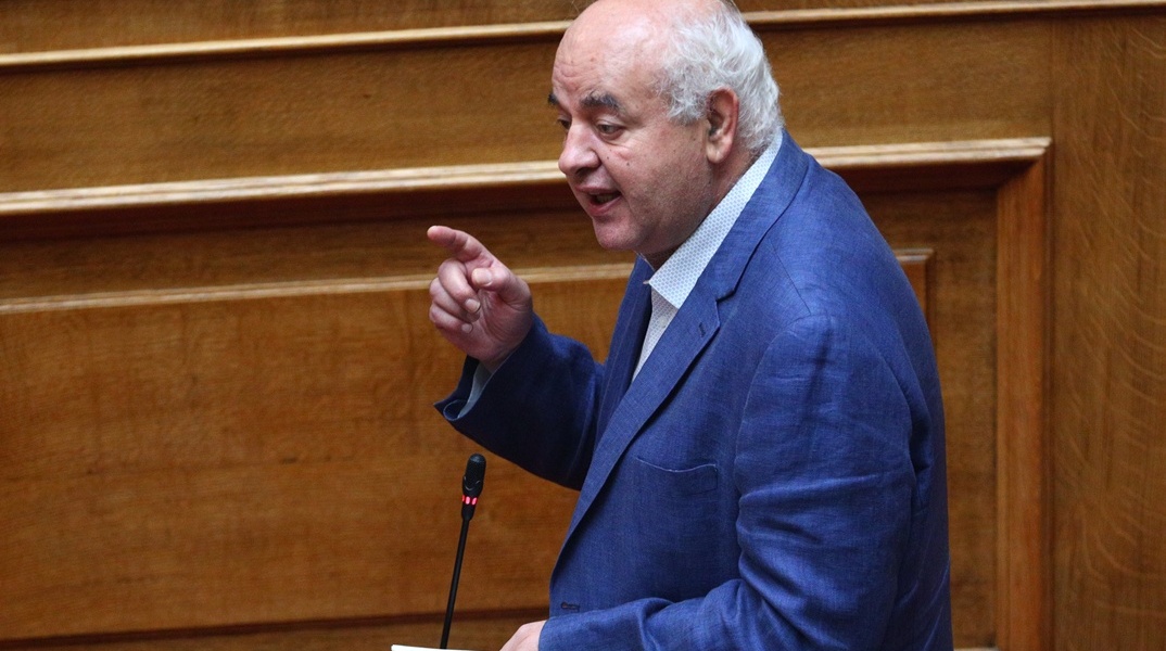 Νίκος Καραθανασόπουλος