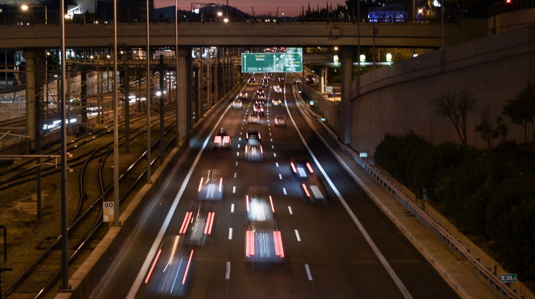 Ελεγχοι για τέλη και ανασφάλιστα ΙΧ: Ερχονται SMS σε πάνω από 200.000 παραβάτες