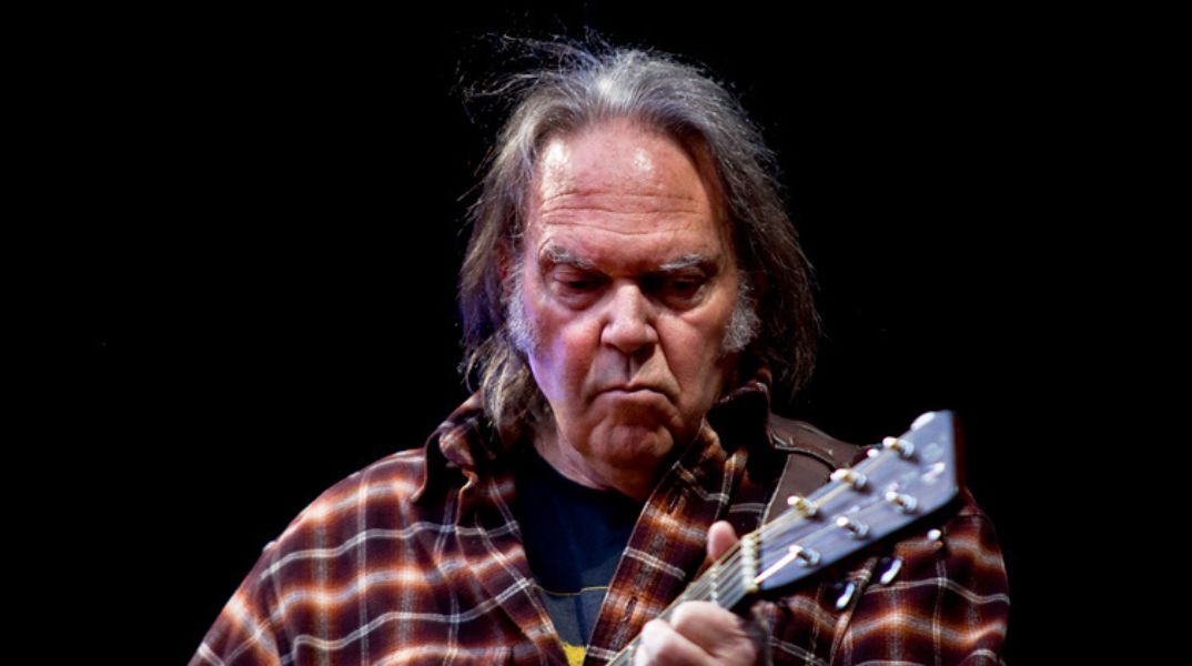 Όταν ο Νιλ Γιάνγκ δήλωνε παρών με το θρυλικό «Freedom»