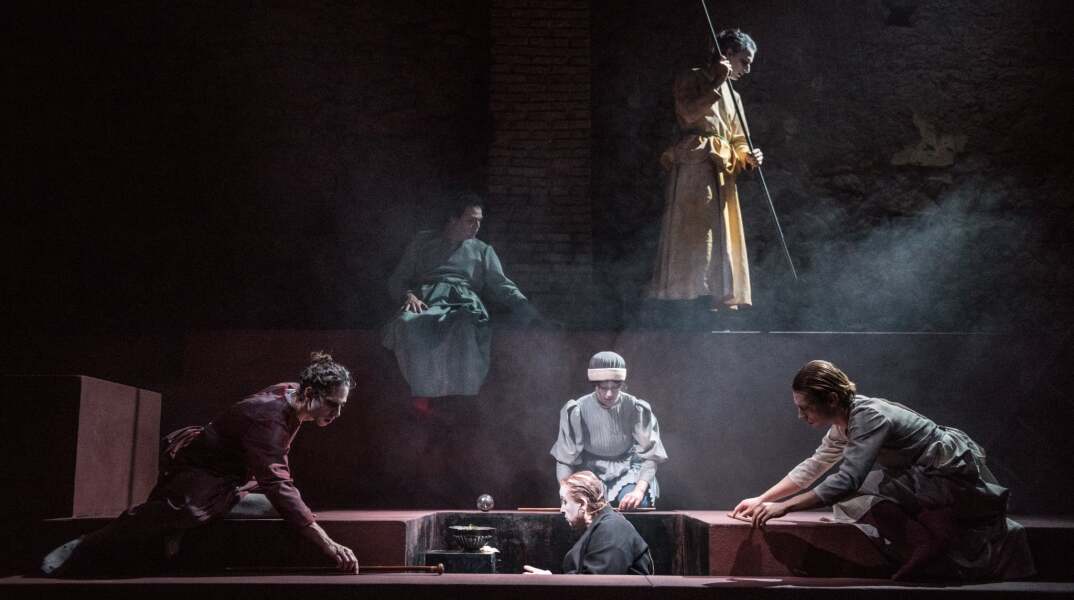 «Συμπόσιο» στο Θέατρο Σφενδόνη