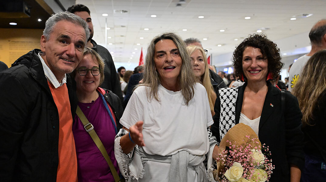 Και τώρα πορείες στη ρωσική πρεσβεία, σύντροφοι