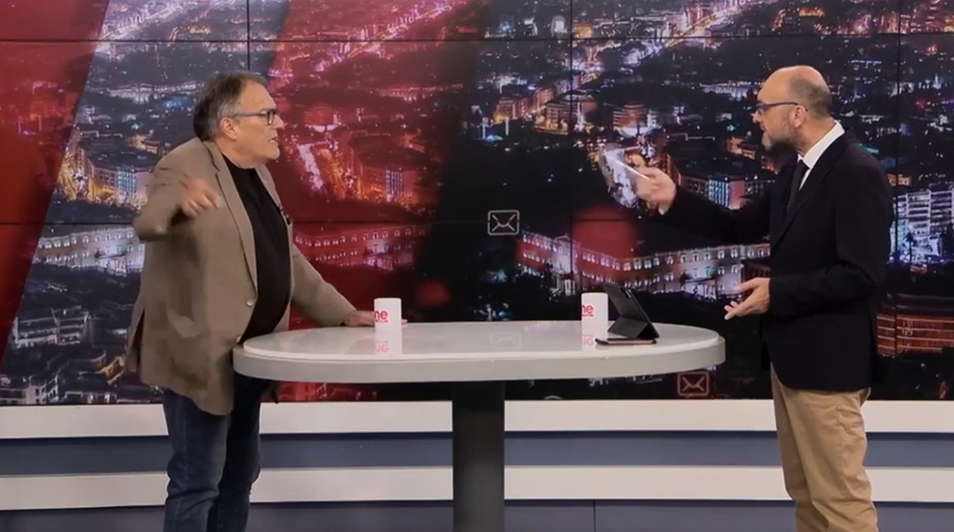 Πώς τολμά ο Ζαχαρός να ενοχλεί τους συντρόφους;