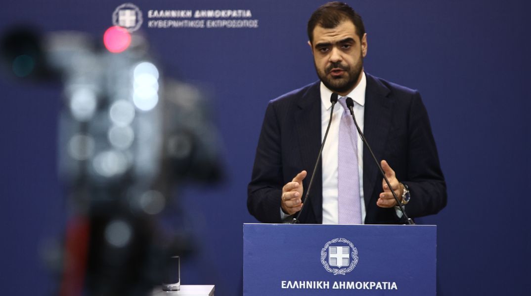 Ο κυβερνητικός εκπρόσωπος Παύλος Μαρινάκης χαρακτήρισε την αποχώρηση της Ζωής Κωνσταντοπούλου από εκπομπή του ΣΚΑΪ επίθεση στην ελευθερία του Τύπου.