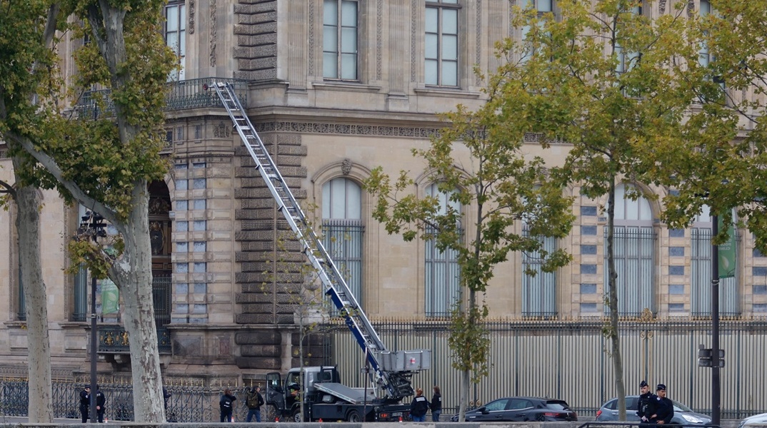 H σκάλα που φέρεται να χρησιμοποίησαν οι δράστες