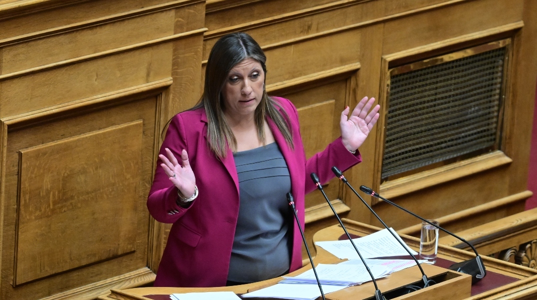 Ζοφερή δυστοπία! Κάνουν στη Ζωή ερωτήσεις που δεν της αρέσουν!