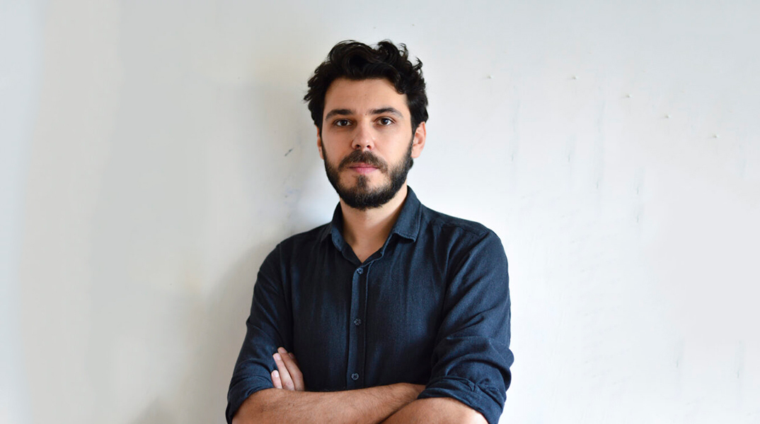 Δημήτρης Εφέογλου: Στα έργα μου υπάρχουν αναφορές από γνώριμες εικόνες της υπαίθρου