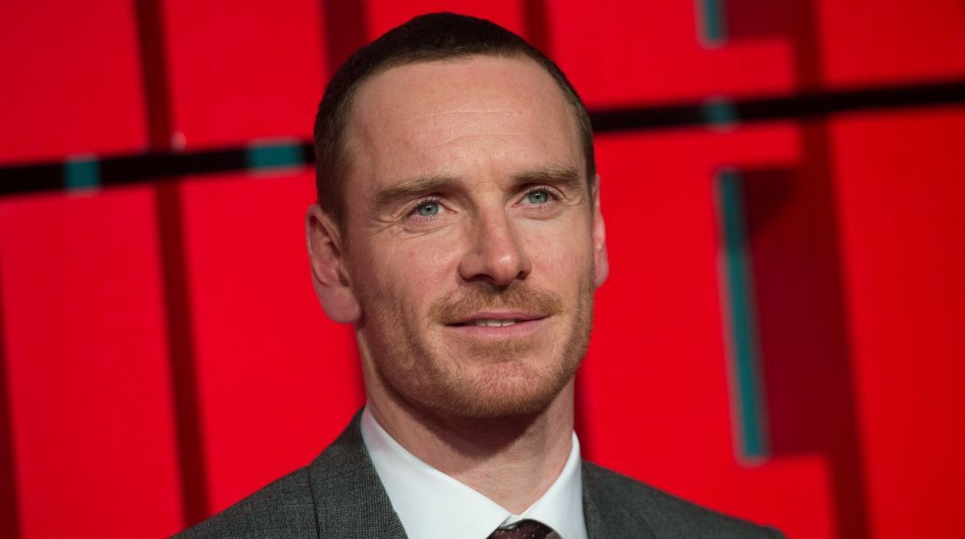 Το Netflix ετοιμάζει τη σειρά «Kennedy» με τον Μάικλ Φασμπέντερ στον ρόλο του Τζο Κένεντι, αφηγούμενη τη θρυλική πορεία της οικογένειας Κένεντι.