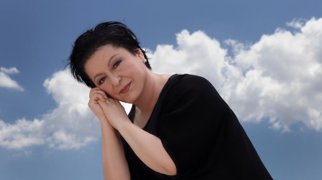 Σόνια Θεοδωρίδου: Το «Mujeres» είναι μια κραυγή δύναμης και υπενθύμισης για τις γυναίκες