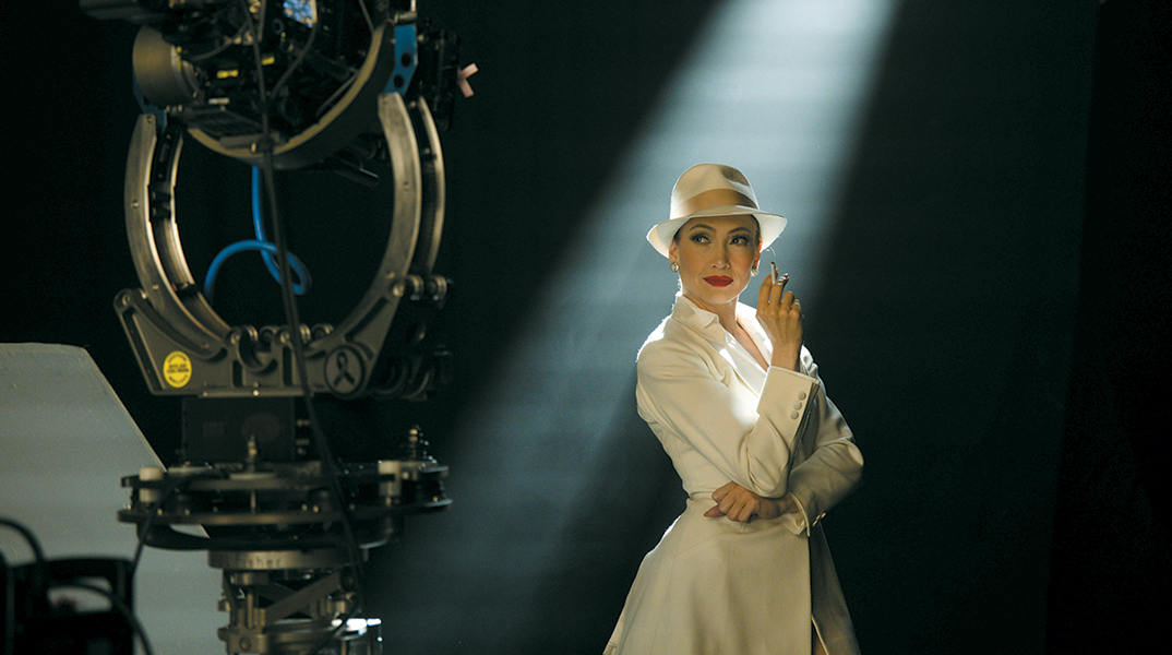 ΤΟ ΦΙΛΙ ΤΗΣ ΓΥΝΑΙΚΑΣ ΑΡΑΧΝΗΣ