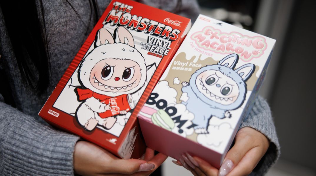 Αυστραλός κατηγορείται για κλοπή συλλεκτικών κούκλων Labubu αξίας $5.000 - Έγιναν παγκόσμια μόδα με την υποστήριξη διασημοτήτων.