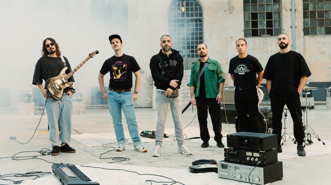 Κυκλοφόρησε το νέο single από ΛΕΞ και Kepler is Free, με τίτλο «Σπασμένη Φλέβα», για την ταινία του Γιάννη Οικονομίδη που κυκλοφορεί στις 27 Νοεμβρίου