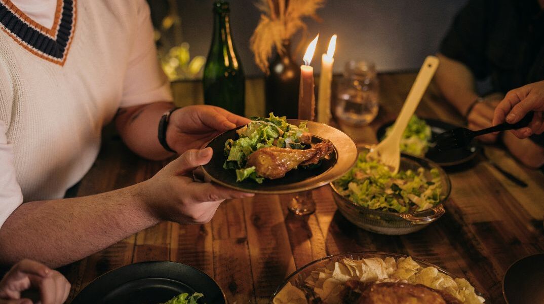 Ποια είναι η ιδανική ώρα να τρως βραδινό;