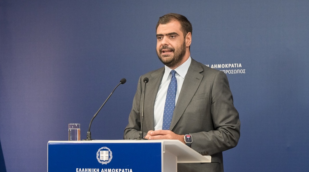 Ο κυβερνητικός εκπρόσωπος, Παύλος Μαρινάκης