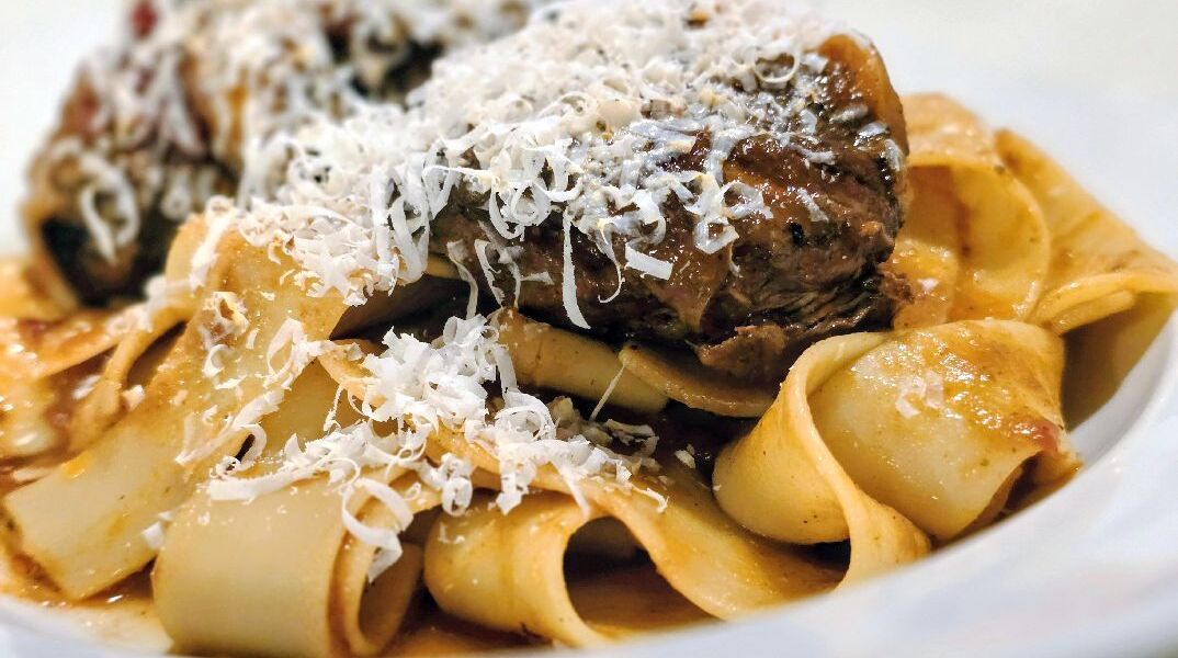 Τρελή Ροδιά, Πετράλωνα