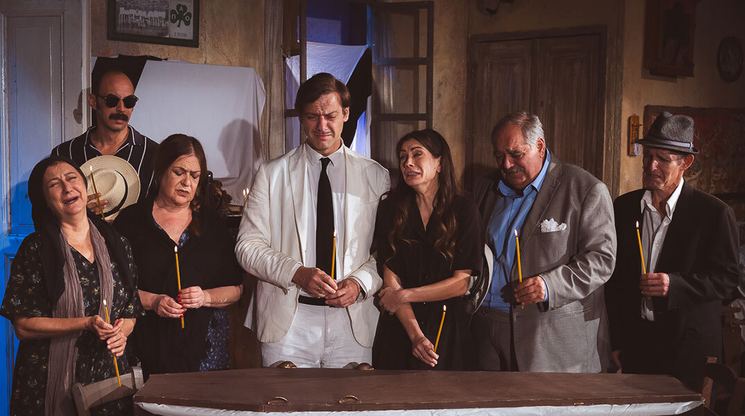 «Χάσαμε τη Θεία Στοπ» στο θέατρο Φιλίπ