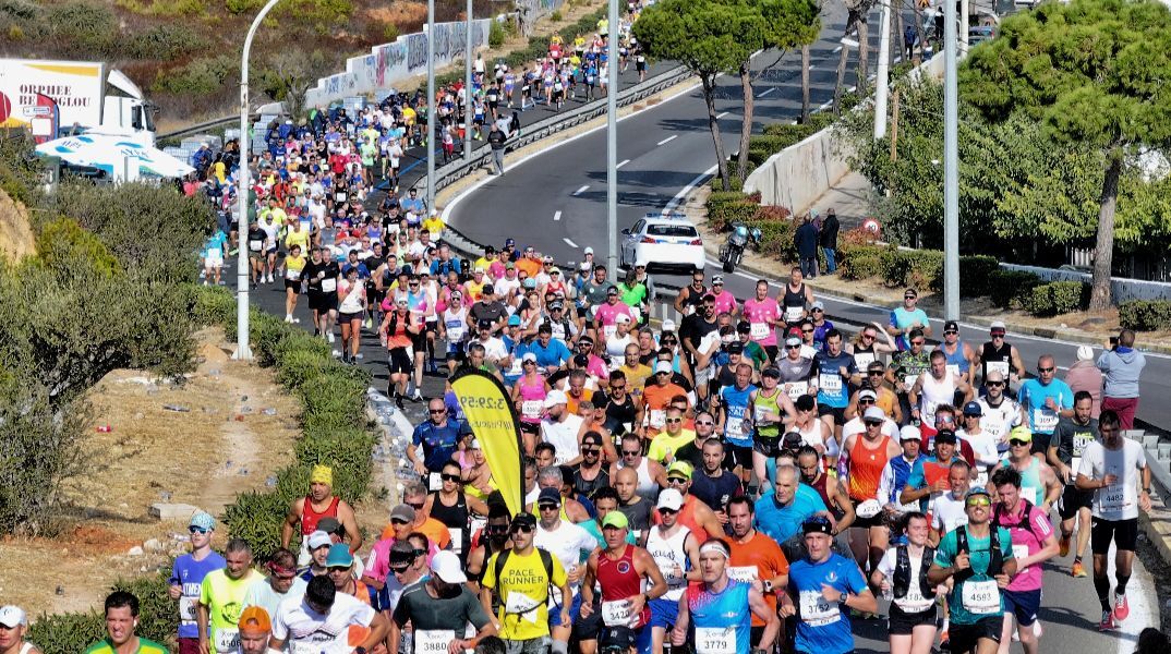 42ος Αυθεντικός Μαραθώνιος Αθήνας: Ποιοι δρόμοι θα κλείσουν – Όλες οι κυκλοφοριακές ρυθμίσεις