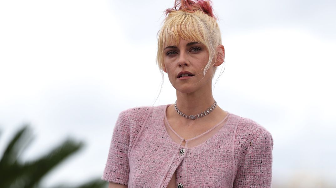 Η Κρίστεν Στιούαρτ καταγγέλλει πως η πρόοδος των γυναικών σκηνοθετών στο Χόλιγουντ έχει υποχωρήσει μετά τη δυναμική της εποχής #MeToo.