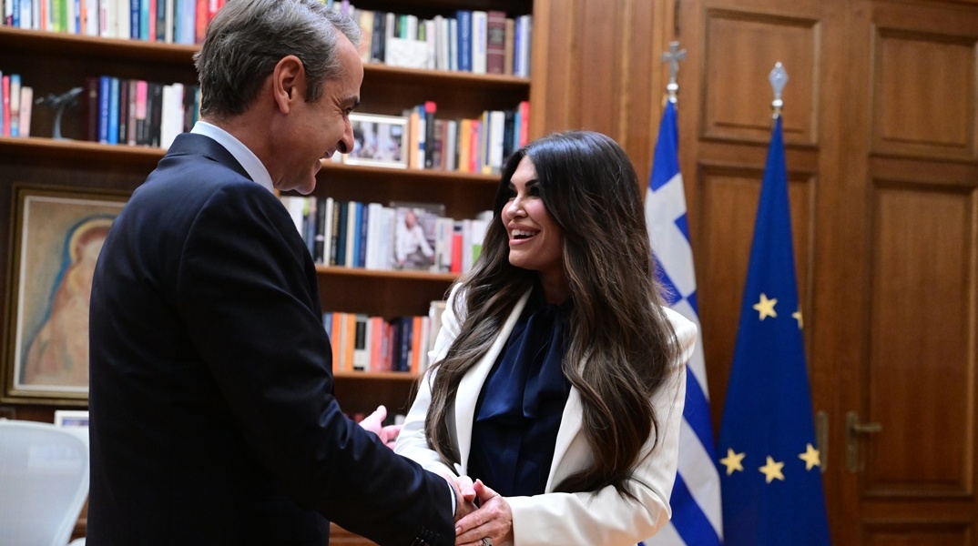 Κυριάκος Μητσοτάκης και Κίμπερλι Γκίλφοϊλ συναντήθηκαν στο Μέγαρο Μαξίμου - Δείτε εικόνες