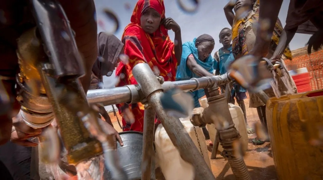 Πολύ λογικό να μη μας νοιάζουν τα παιδάκια στο Σουδάν