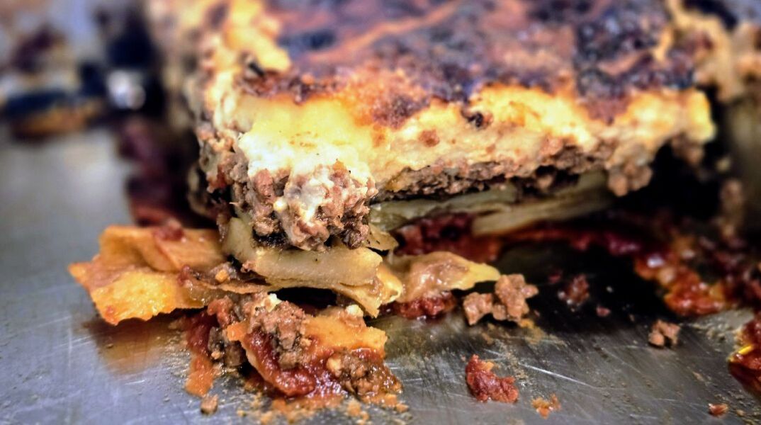 Διονυσάκης, Δάφνη