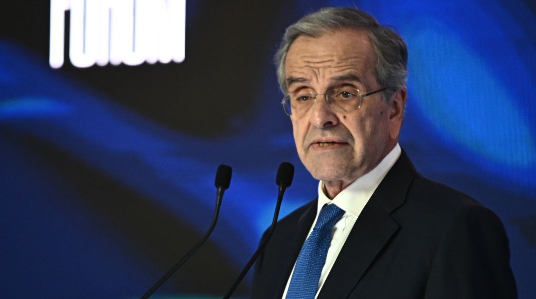 Αντώνης Σαμαράς για νέο κόμμα: Δηλώνει ότι παρακολουθεί τις εξελίξεις - Θα αποφασίσει με ψυχραιμία και θα μιλήσει στον ελληνικό λαό.