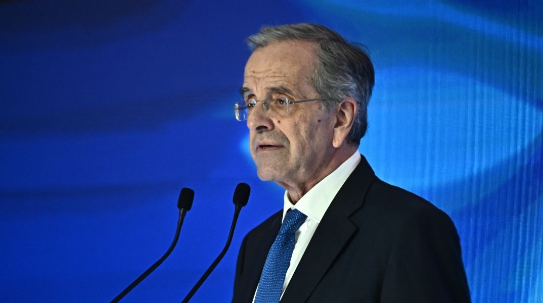 Σαμαράς για Μέρκελ: Έπαιξε άσχημο παιχνίδι στα μνημόνια – Ήθελε να βγούμε από το ευρώ για παραδειγματισμό