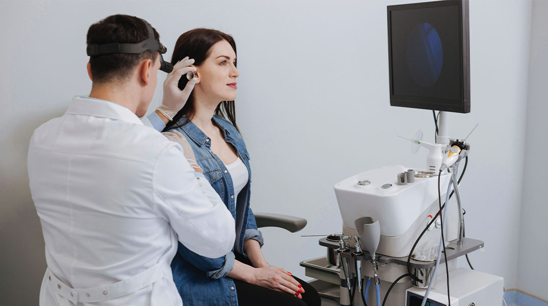 Αιφνίδια βαρηκοΐα: Είναι αποτελεσματικές οι ενδοτυμπανικές ενέσεις;