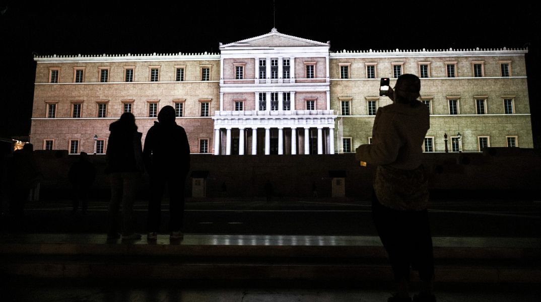 Οι μεγάλες νίκες του ελληνικού κράτους και η τάση για αυτοχειρία 