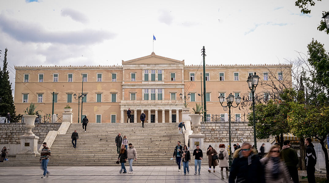 Η κανονικότητα αργεί. Το αντέχουμε;