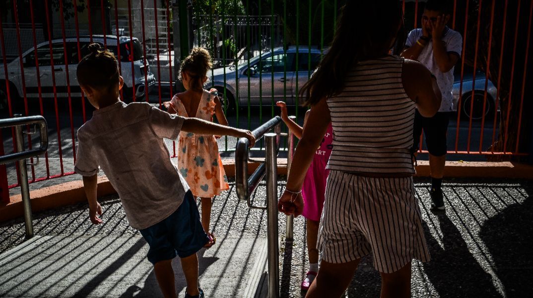 Έτρωγε το κολατσιό της η 13χρονη μαθήτρια στον Πειραιά - Ξαφνικά δεν μπορούσε να πάρει ανάσα