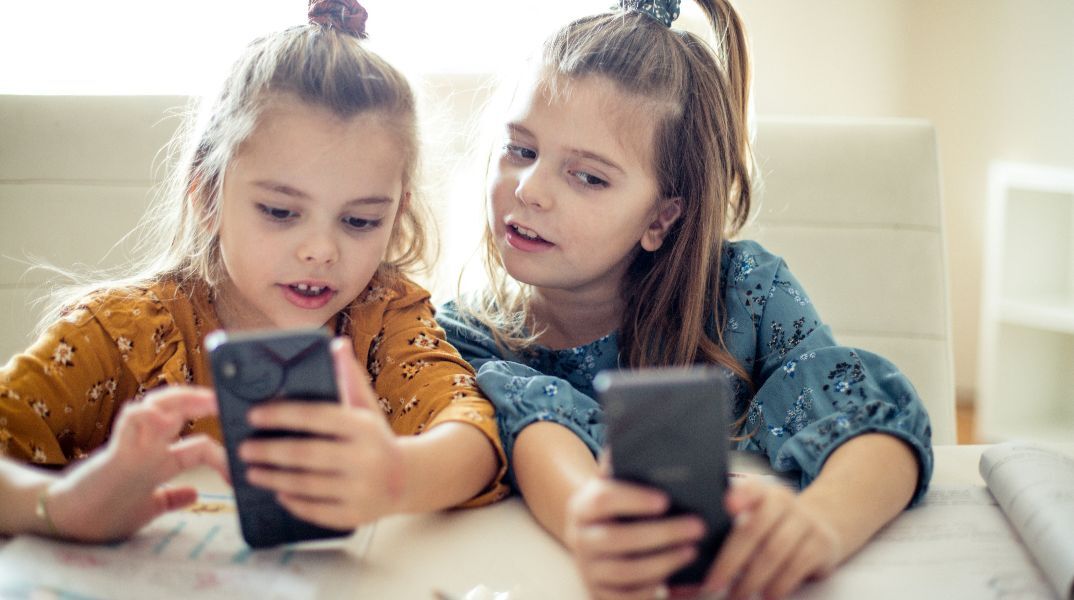 Αυστραλία: Social media μόνο για 16+ - Πώς θα εφαρμοστεί η απαγόρευση πρόσβασης στα παιδιά