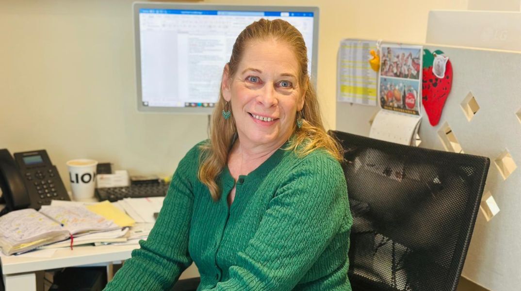 Η Λώρα ΜακΝτάουελ είναι μια Αμερικανίδα από το Μετς