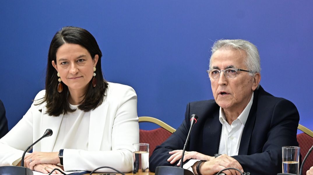 Ιστορική συμφωνία για την επαναφορά των συλλογικών συμβάσεων