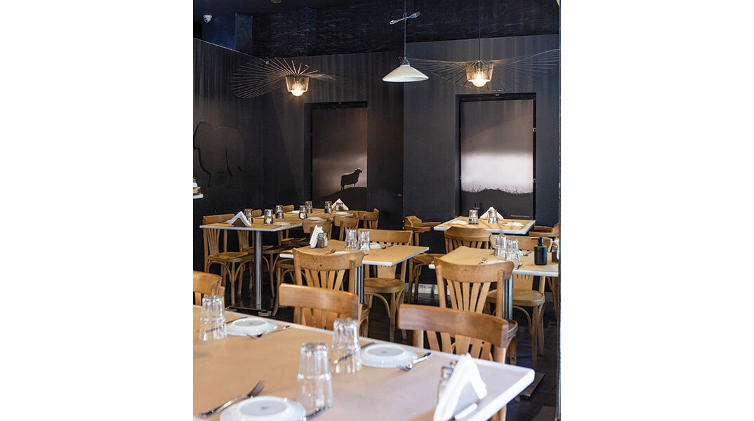 Το μαύρο πρόβατο