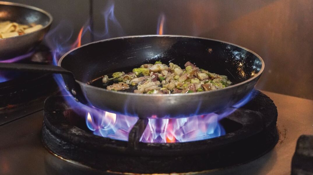 Οι ιστορίες του μπάρμπα ανταμώνουν τον Βλάσση