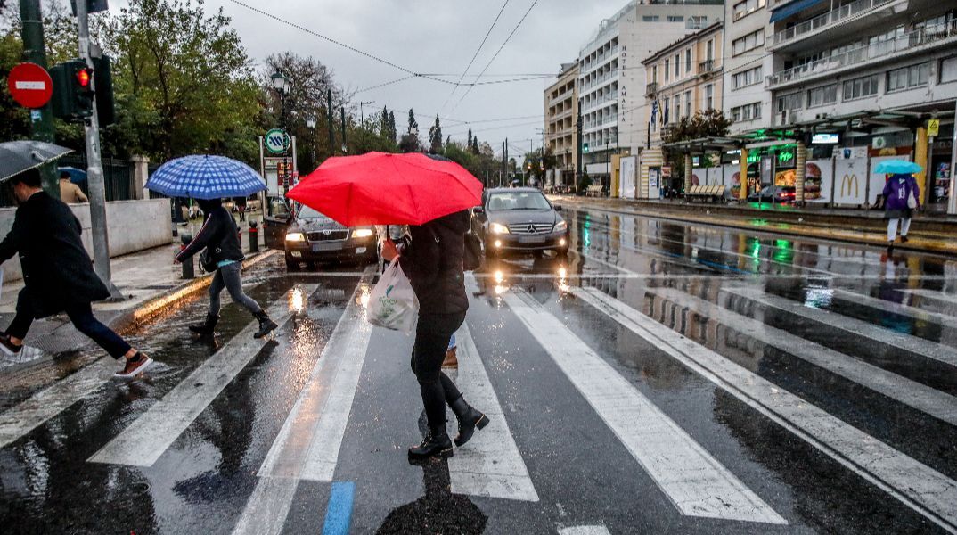 Κακοκαιρία Adel: Τα σχολεία που θα παραμείνουν κλειστά σήμερα - Αναλυτικά όλη η λίστα 
