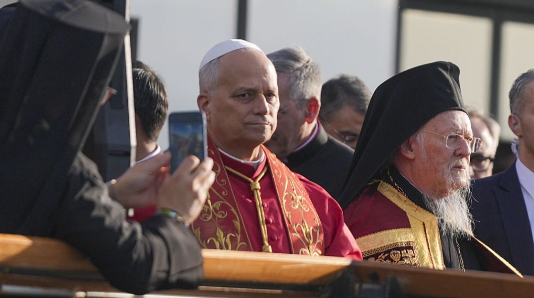 Ο πάπας Λέων και ο πατριάρχης Βαρθολομαίος στη Νίκαια - Live η ιστορική κοινή λειτουργία
