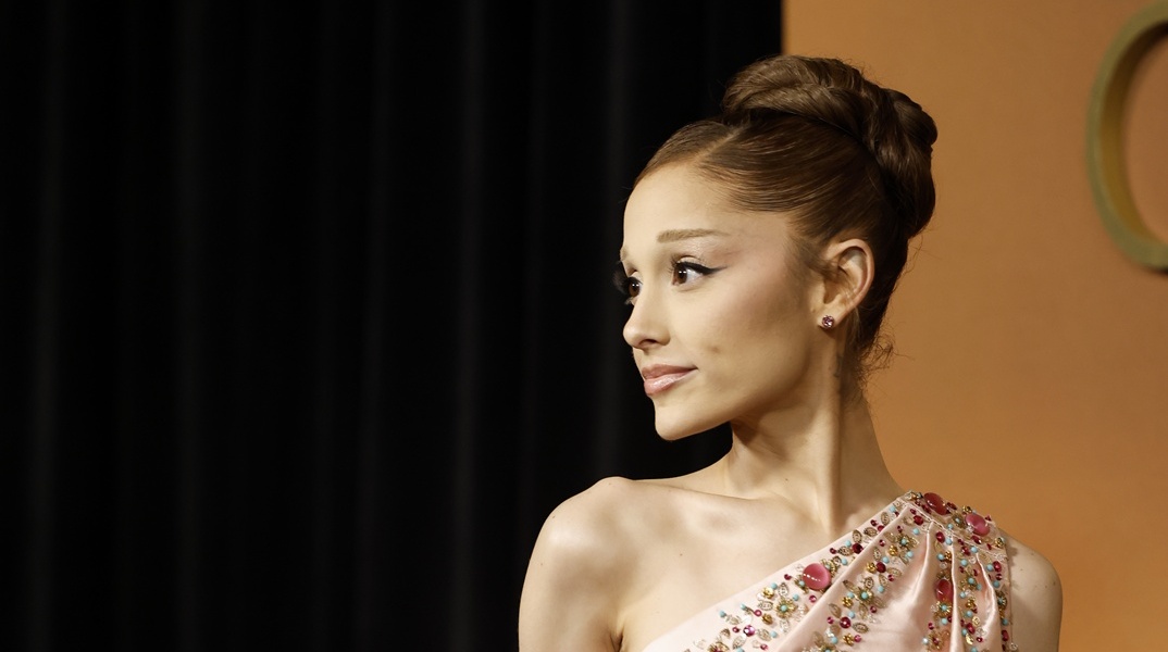 Η Αριάνα Γκράντε καταδικάζει τα «πολύ επικίνδυνα» σχόλια για το σώμα της