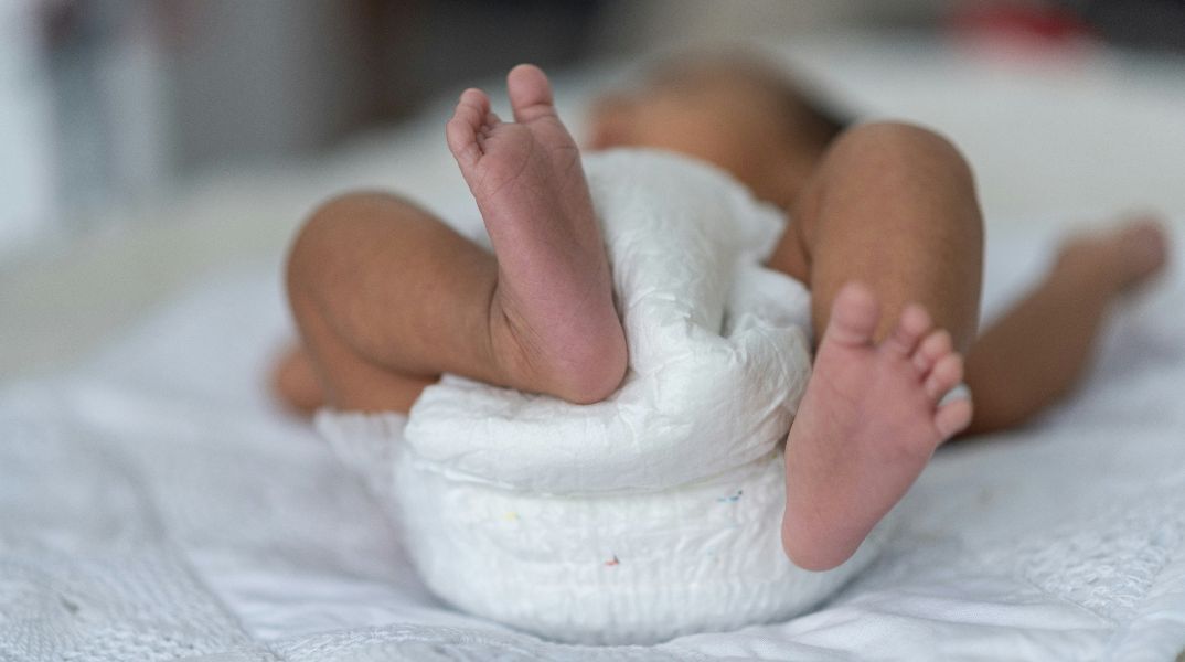 Κρήτη: Γέννησε μέσα στο αυτοκίνητο στη θέση του συνοδηγού - «Πέτρο, τρέχα!» 