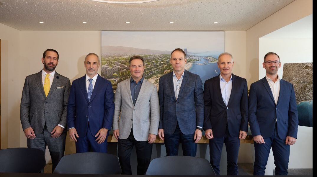 athensvoice_-_2025-12-01t171159_710