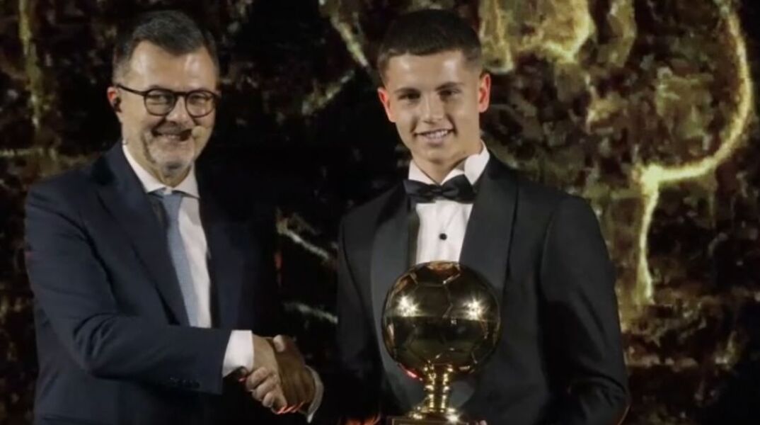 Επίσημο: Ο Χρήστος Μουζακίτης είναι ο νέος νικητής του βραβείου European Golden Boy Web 2025