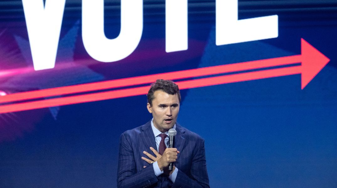 Wikipedia: Τα 20 πιο διαβασμένα λήμματα του 2025 - Ο Τσάρλι Κερκ στην κορυφή με 45 εκατ. προβολές παγκοσμίως - Οι πιο δημοφιλείς αναζητήσεις της χρονιάς