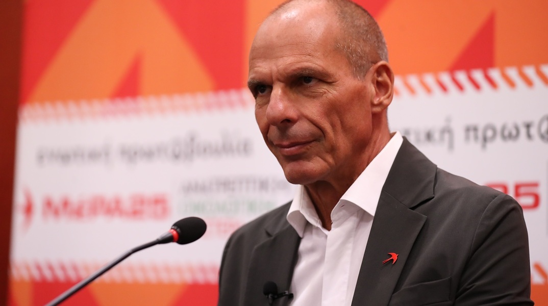 Γιάνης Βαρουφάκης