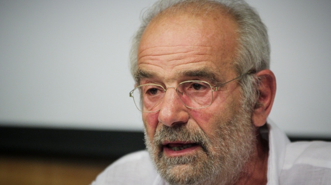 Αλέκος Αλαβάνος