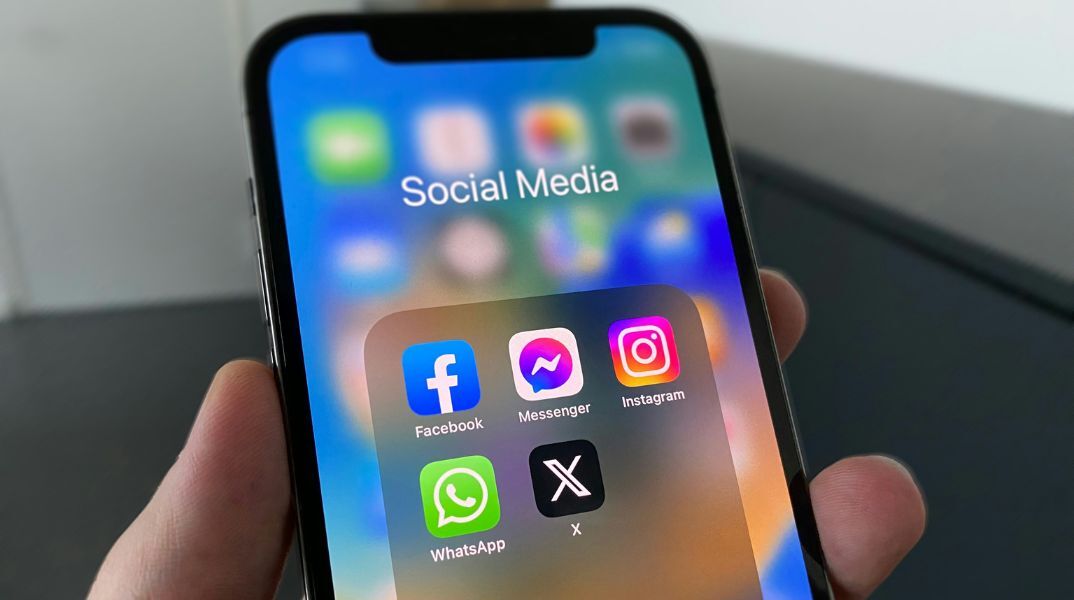 ΕΕ: Επέβαλε πρόστιμο 120 εκατ. ευρώ στο X του Έλον Μασκ για παραβιάσεις του Νόμου Ψηφιακών Υπηρεσιών - Παραπλανητικά μπλε τικ, έλλειψη διαφάνειας σε διαφημίσεις