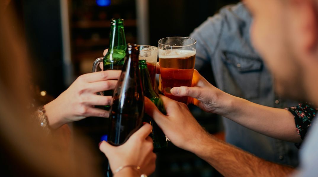 Επιχείρηση «Νυχτερινός Ποιμήν»: Σε ελέγχους σε μπαρ εντοπίστηκαν 7 ανήλικοι - Συνελήφθησαν ιδιοκτήτης και υπεύθυνος - Τα παιδιά παραδόθηκαν στους κηδεμόνες.