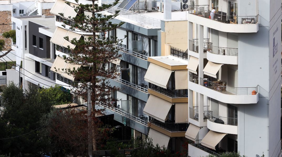 Δήμος Αθηναίων: Σταθερά τα δημοτικά τέλη για το 2026 και μηδενικά για όσους αποκτήσουν παιδί